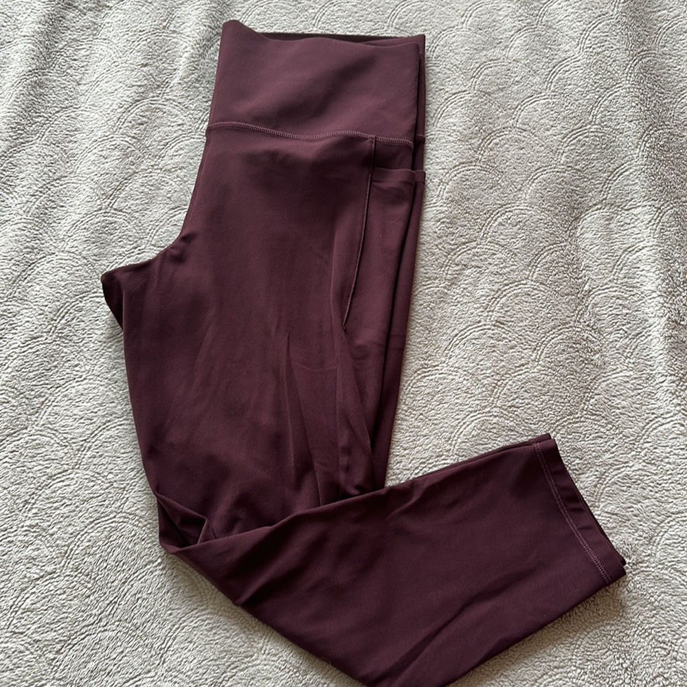 Almost new Athleta Salutation tights
